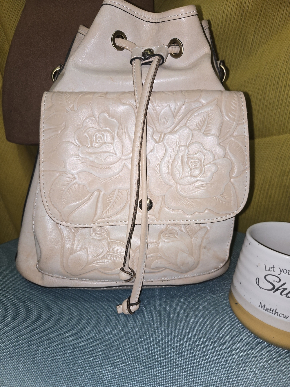 Patricia Nash! EUC💯 Womens Floral Embossed Cream Leather HOBO Set - Picture 2 of 16